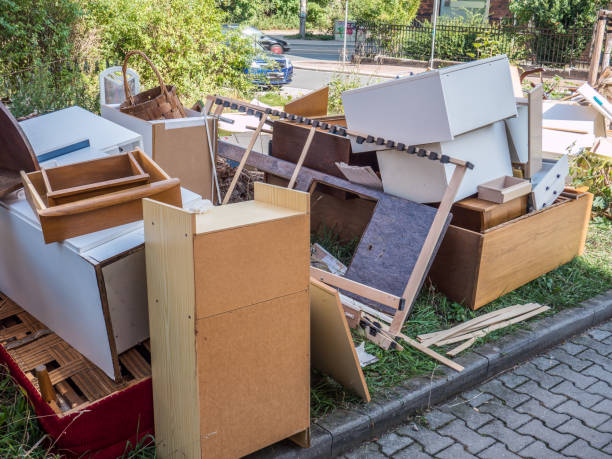 Best Professional Junk Removal  in Gladwin, MI