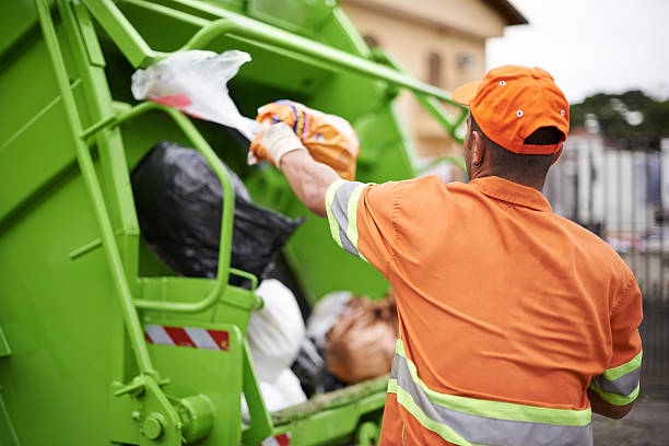 Best Yard Cleanup Services  in Gladwin, MI
